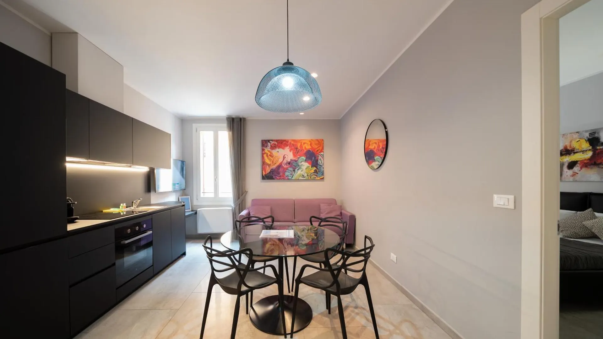 Design Suite In The Heart Of Bolognas History 1